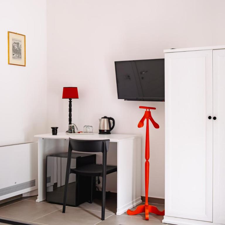 Villa Rubino - Camere - Zimmer mit Kingsize-Bett und Bergblick - 4