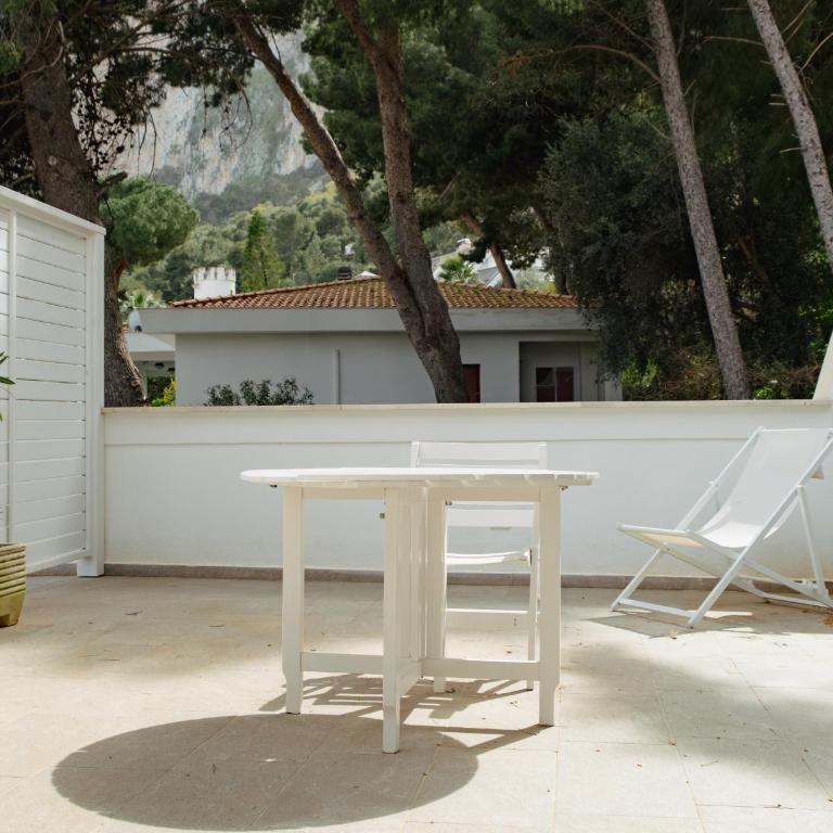 Villa Rubino - Camere - Zimmer mit Kingsize-Bett und Bergblick - 5