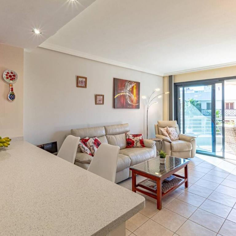 Santos Lerch Sol Apartment - Two-Bedroom Apartment - 11