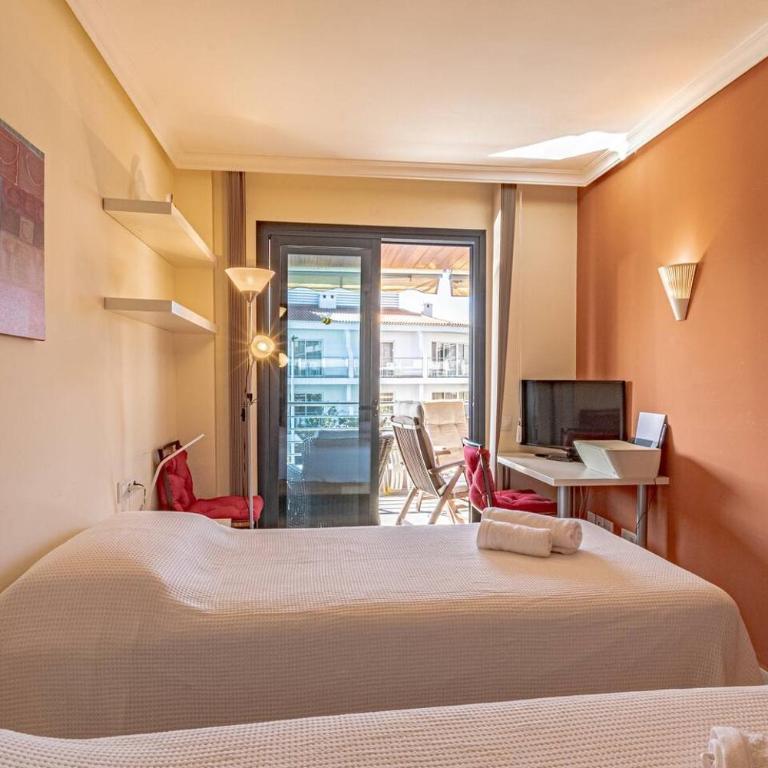 Santos Lerch Sol Apartment - Two-Bedroom Apartment - 36