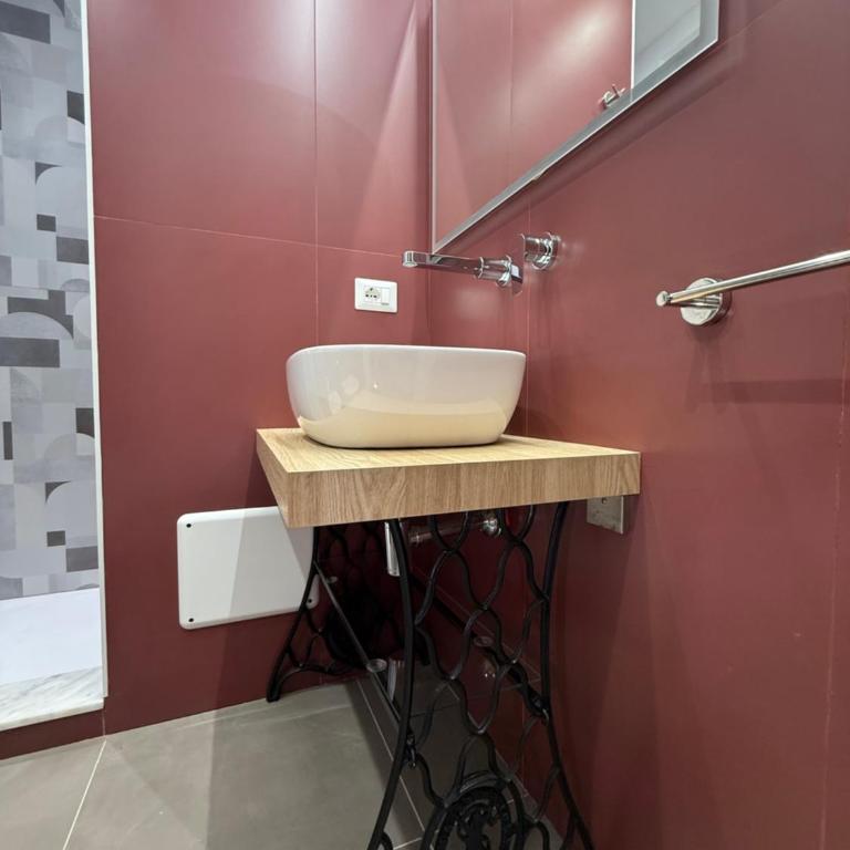 Villa Rubino - Camere - Zimmer mit Kingsize-Bett und Bergblick - 7