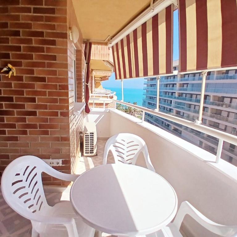 ACAPULCO I DREAMS, 1ª LINEA Playa Amplaries - Apartamento de 2 dormitorios - 3