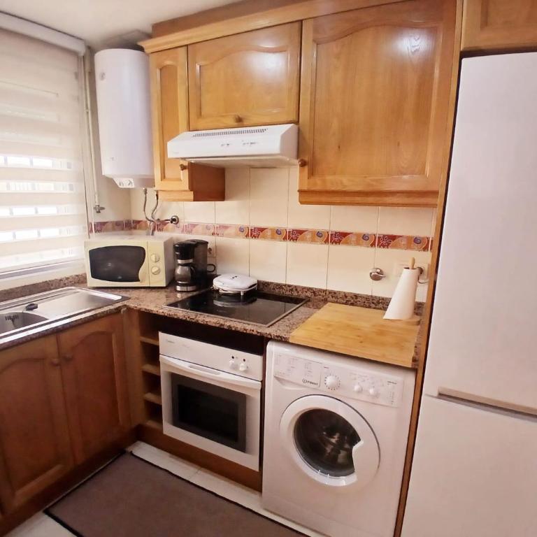 ACAPULCO I DREAMS, 1ª LINEA Playa Amplaries - Apartamento de 2 dormitorios - 13