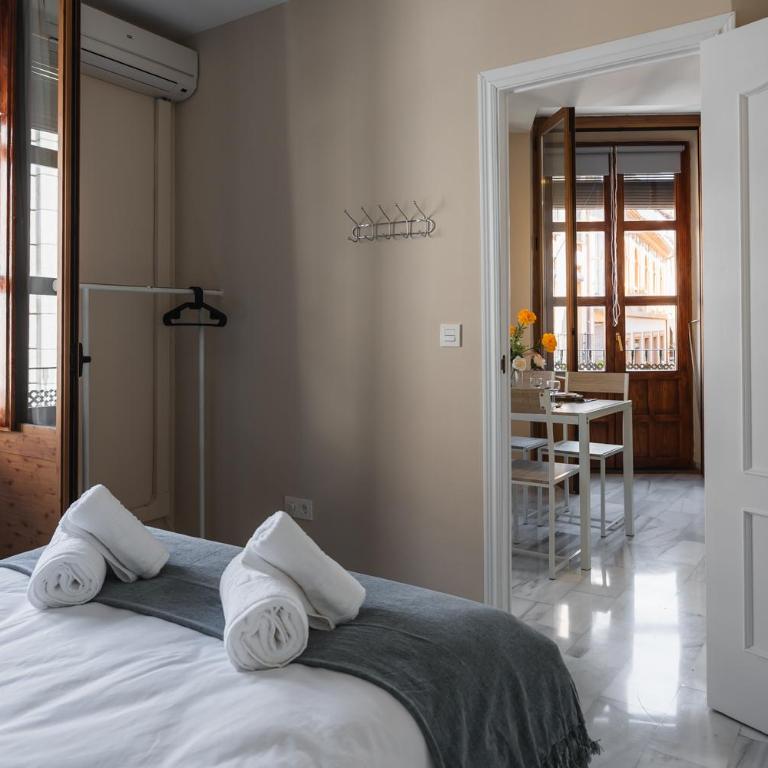 tuGuest Elvira II - One-Bedroom Apartment - 2