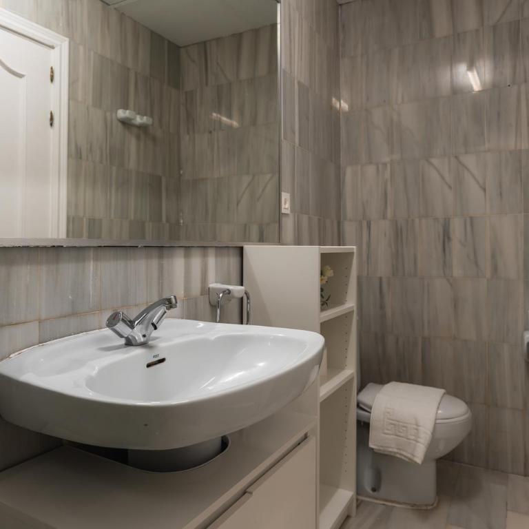 tuGuest Elvira II - One-Bedroom Apartment - 30