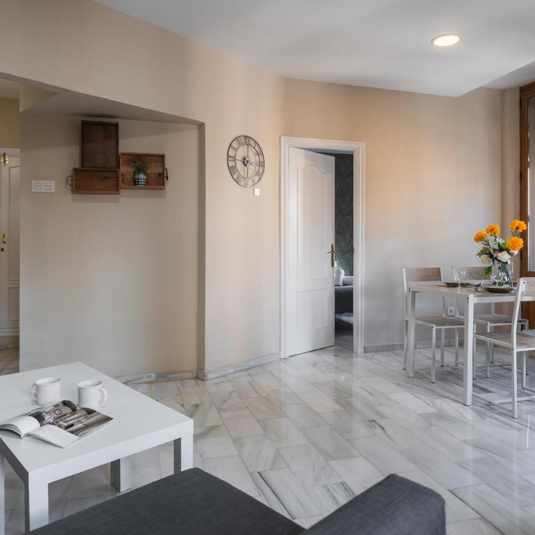 tuGuest Elvira II - One-Bedroom Apartment - 35