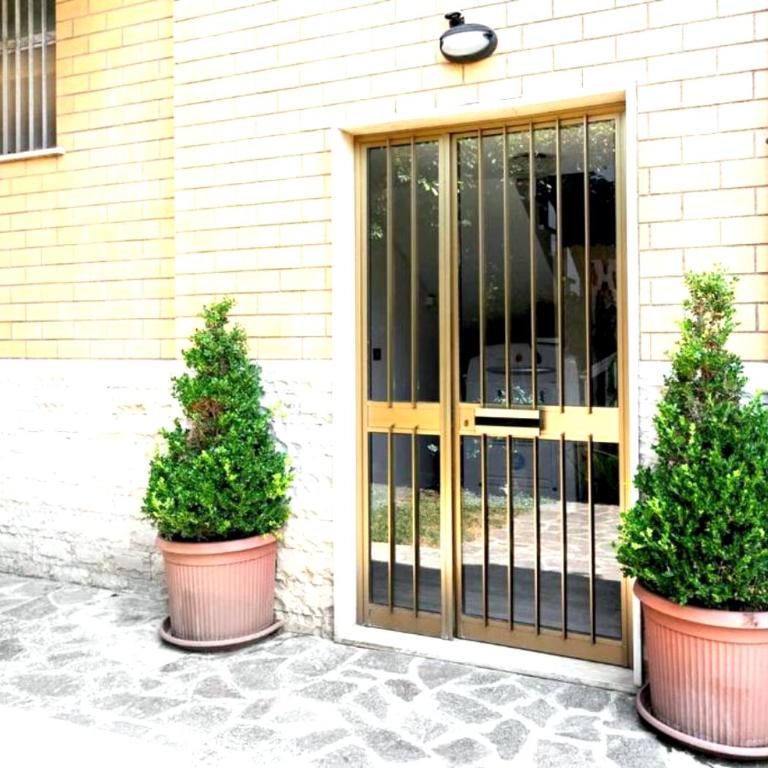 Easy Suite Vista Giardino - Fiumicino Airport - Self Check-In - Appartamento con 1 Camera da Letto - 24