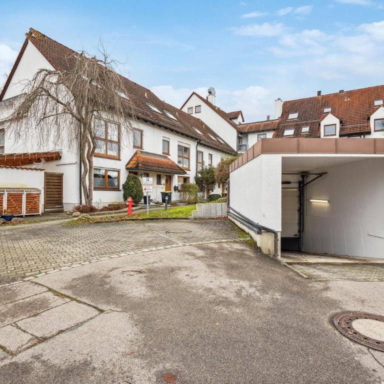Monteurswohnungen in Augsburg und Umgebung - Five-Bedroom House - 23