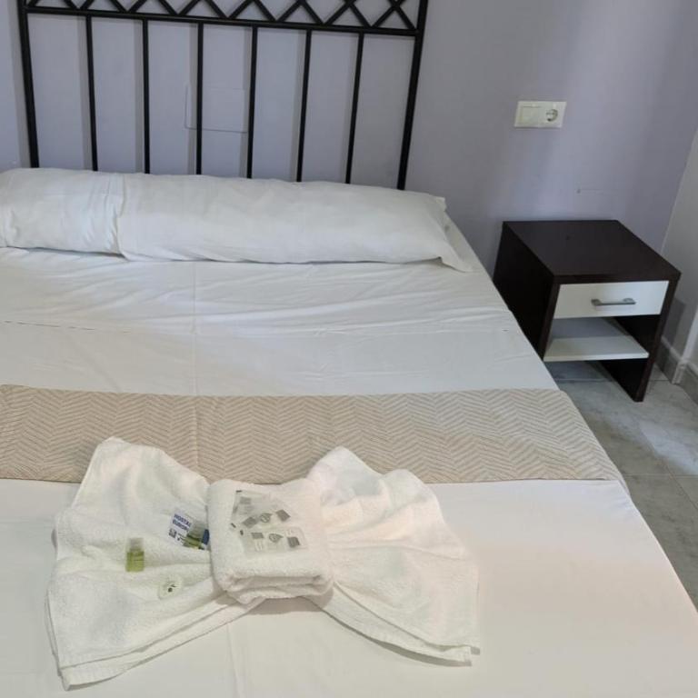 Hostal Europa - Habitación Individual Económica - 3