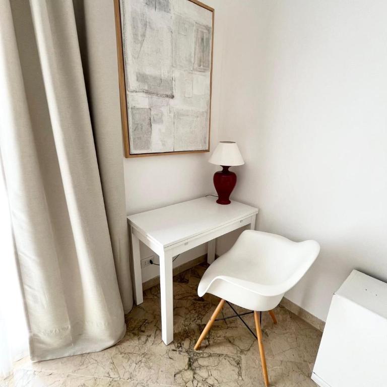 Casa Garibaldi - Appartamento con 1 Camera da Letto con Balcone e Vista Città - 12