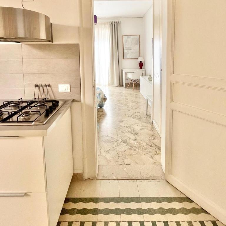 Casa Garibaldi - Appartamento con 1 Camera da Letto con Balcone e Vista Città - 10