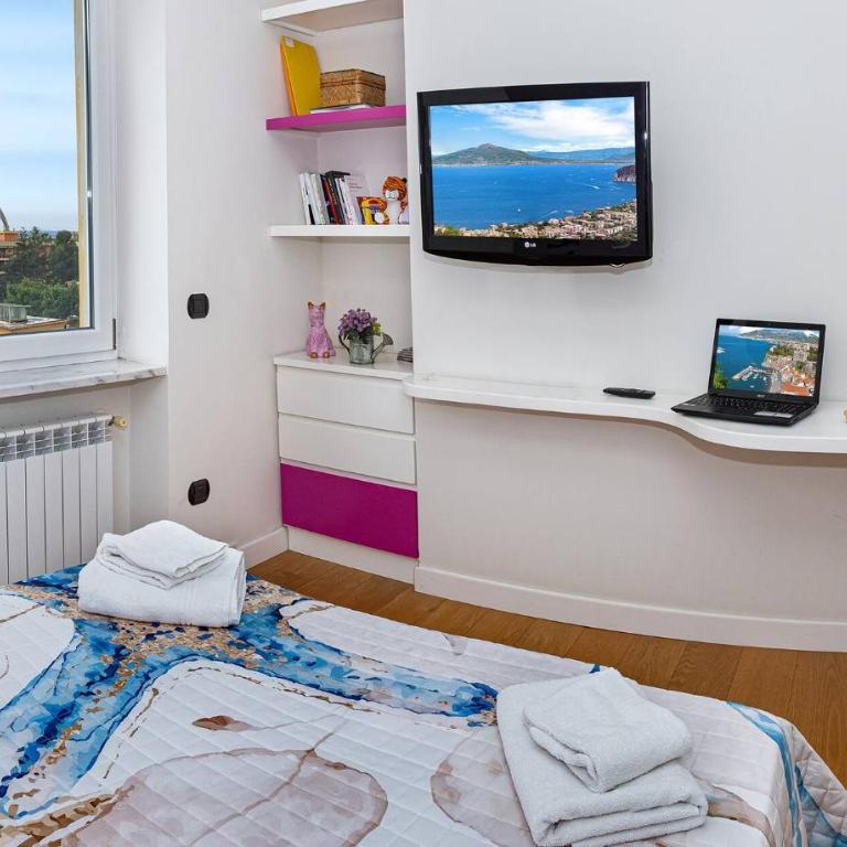 Maya Penthouse - Sorrento Center - Two-Bedroom Apartment - 4