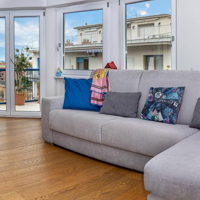 Maya Penthouse - Sorrento Center - Two-Bedroom Apartment - 15