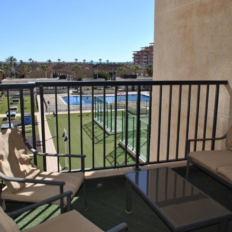 RelaxUp Apartment Patacona Beach - Two-Bedroom Apartment with Terrace and Sea View - 3