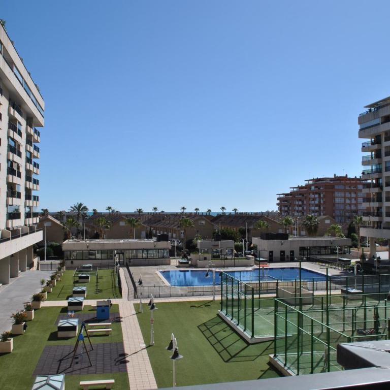RelaxUp Apartment Patacona Beach - Two-Bedroom Apartment with Terrace and Sea View - 1