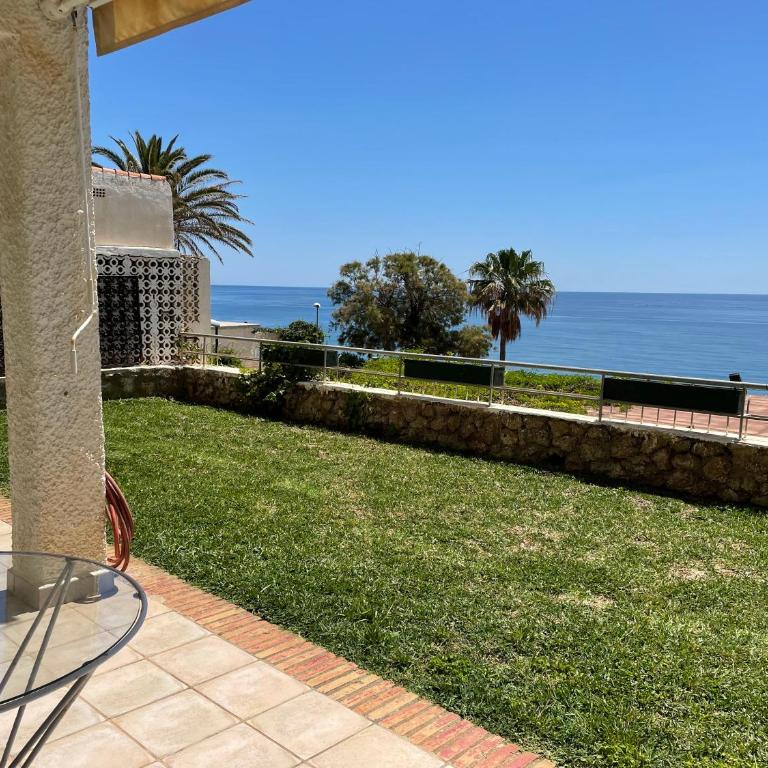 Apartamento La Roca Rental, Bungalow a pie de playa - Bungalow con vistas al jardín - 1