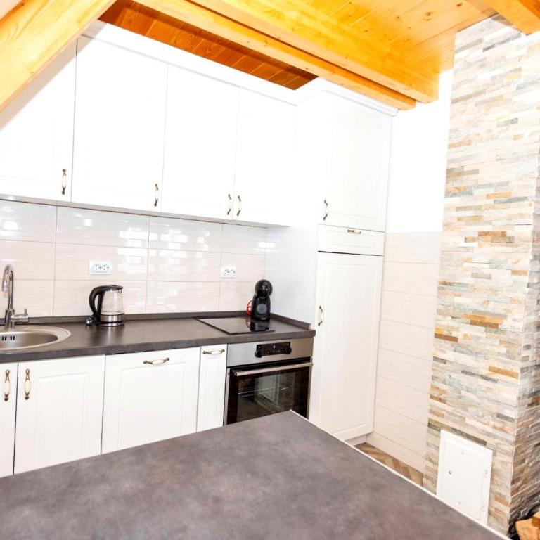 HILL VIEW Chalets - Superior Chalet - 12