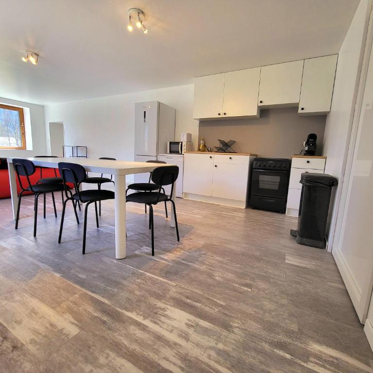 Appartement Aloïs 4 - Appartement 2 Chambres avec Vue sur la Montagne - 1