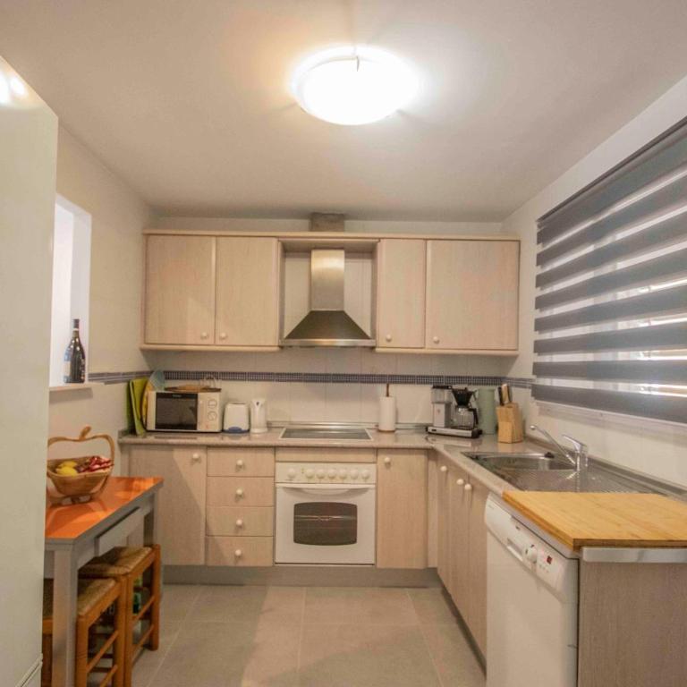 Sepulveda 2 Spaniahome - Two-Bedroom Apartment - 9