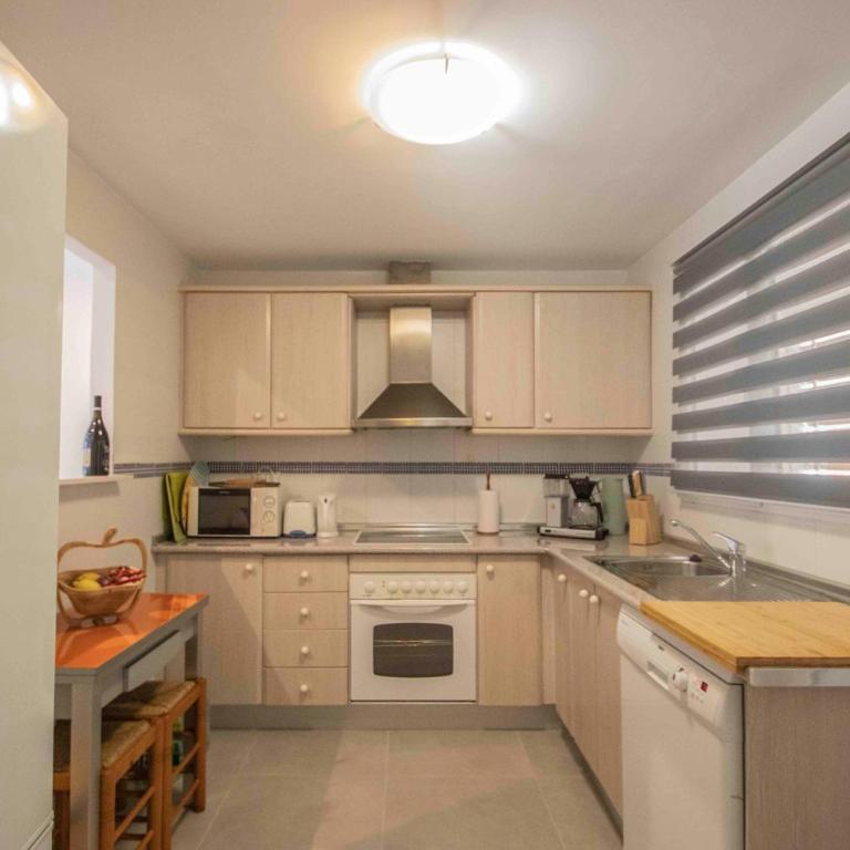 Sepulveda 2 Spaniahome - Two-Bedroom Apartment - 10