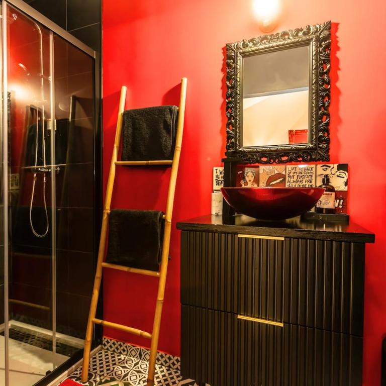 Privatize 3 lofts 300 m2 & games bar by LOFT URBAN - Appartamento con 1 Camera da Letto - 56