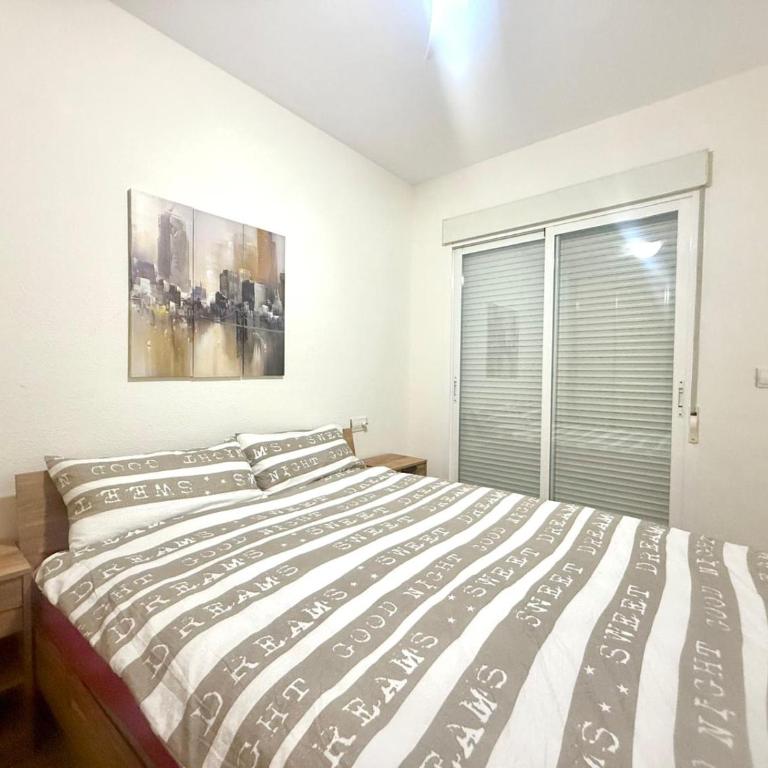 amplio piso de 3 habitaciones cerca de la playa arenal - Apartamento de 3 dormitorios - 9