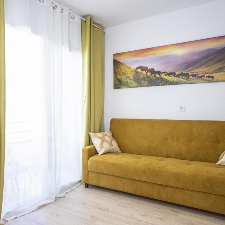 Estocolmo ID168 - Estudio con balcón - 7