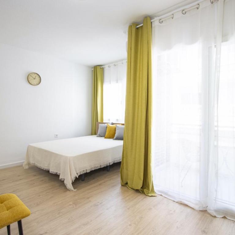 Estocolmo ID168 - Estudio con balcón - 9