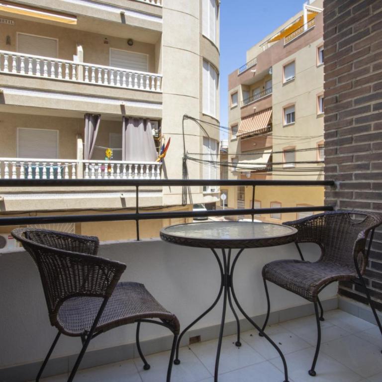 Estocolmo ID168 - Estudio con balcón - 10