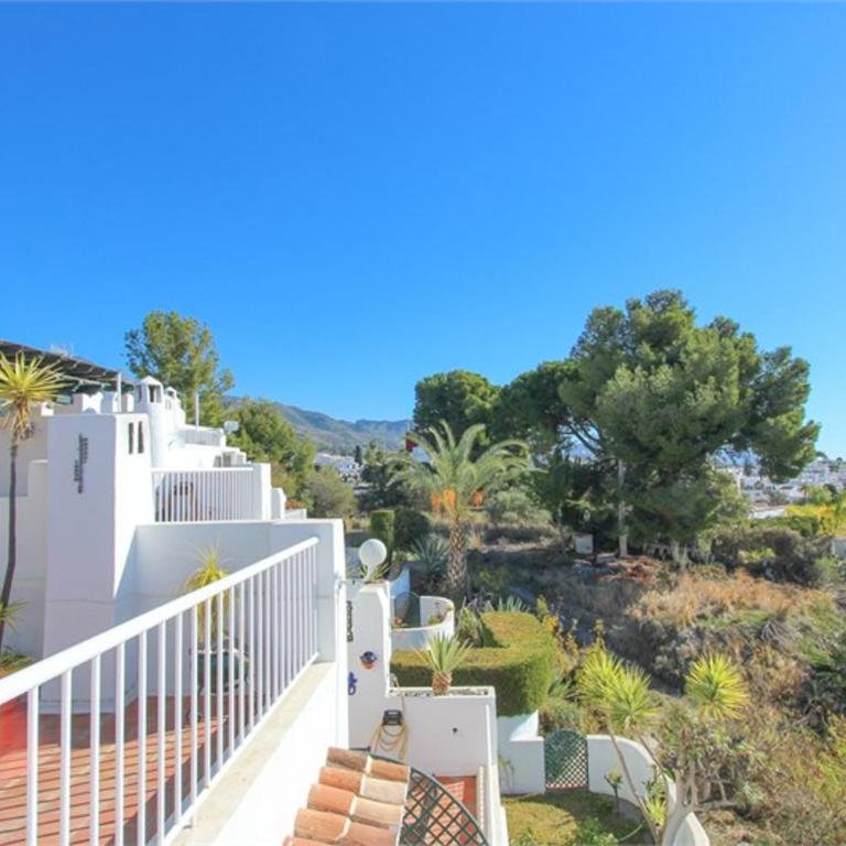 Amazing 3 bedroom Townhouse with sea view, Nerja - Casa de 3 dormitorios - 7