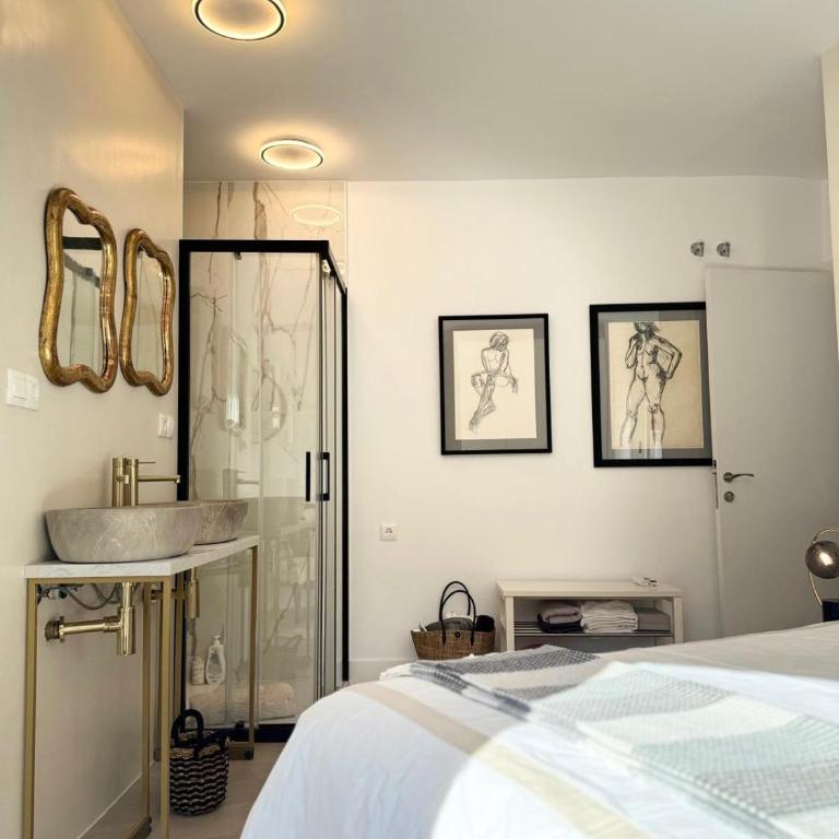 Modern and comfy apartment near Bernabeu sleeps 6 people - Three-Bedroom Apartment - 6