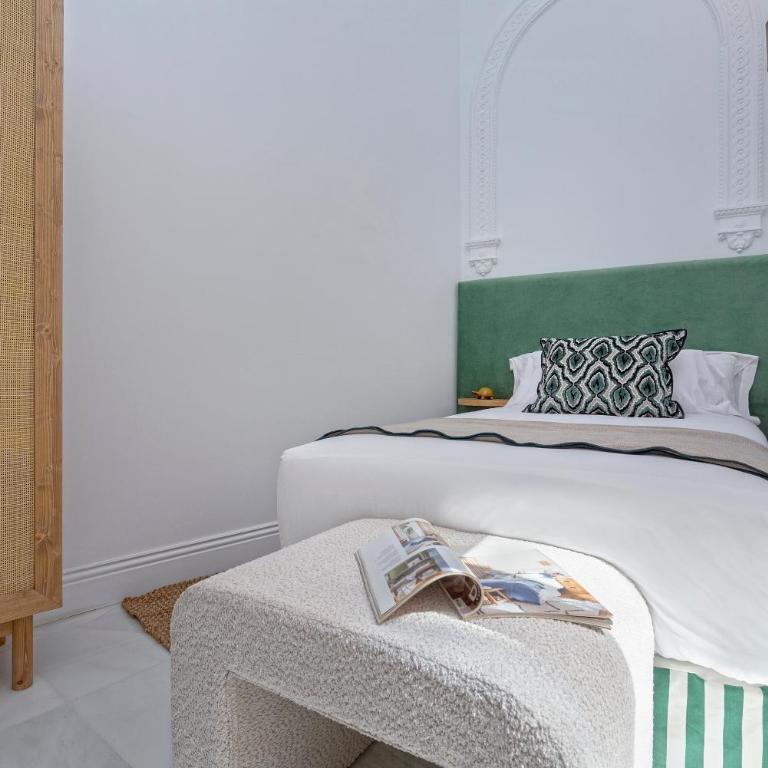 Genteel Home Alfalfa - Three-Bedroom Apartment - 16