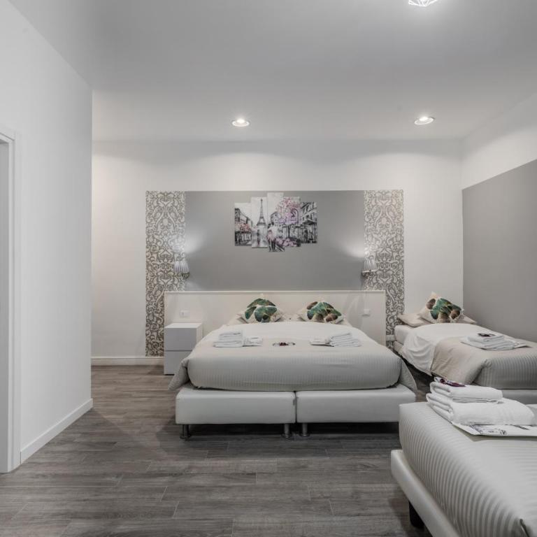 Turati maison d'hotes - Camera Quadrupla con Balcone - 2