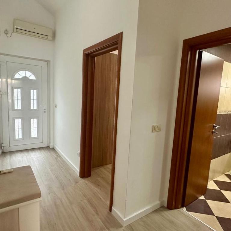 Apartments Teodo - Apartman sa Balkonom - 3