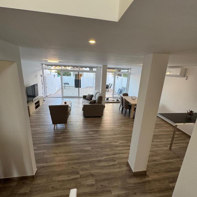 Bungalow Noa - Three-Bedroom Vacation Home - 4