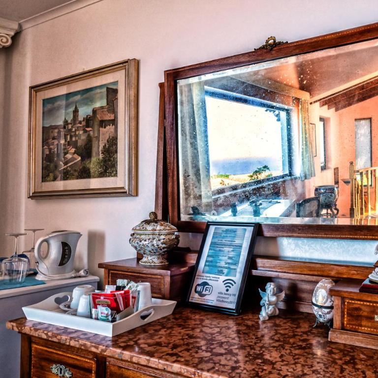 B&B Villa Bency - Suite Deluxe con Vista Mare - 13