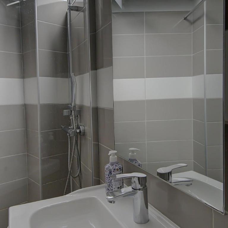 Saint Genevieve Chic - Apartment mit 1 Schlafzimmer - 3