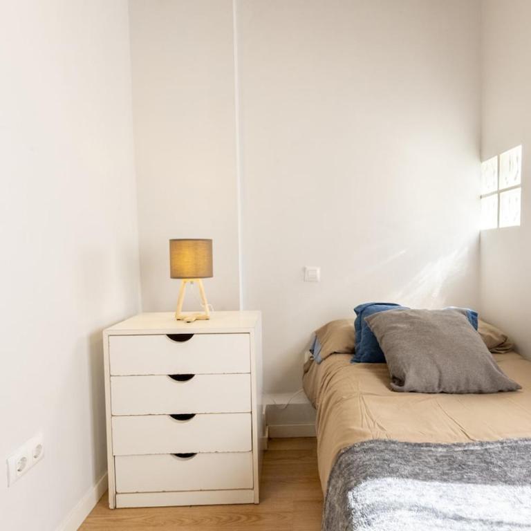 Temporary 2-bedroom apartment in Madrid Centro AMP964 - Two-Bedroom Apartment - 22