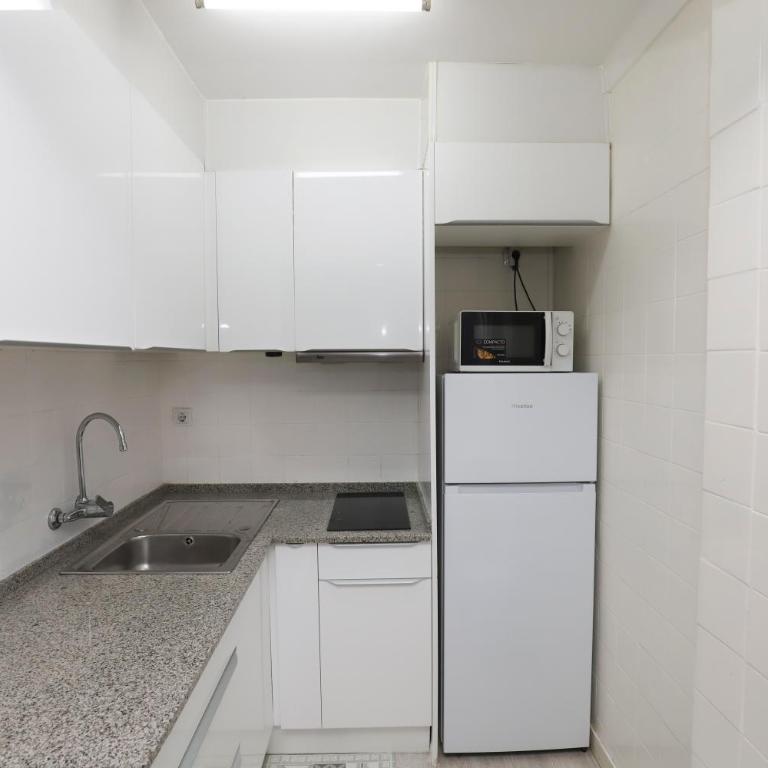 DIFFERENTFLATS California I - Two-Bedroom Apartment - 6