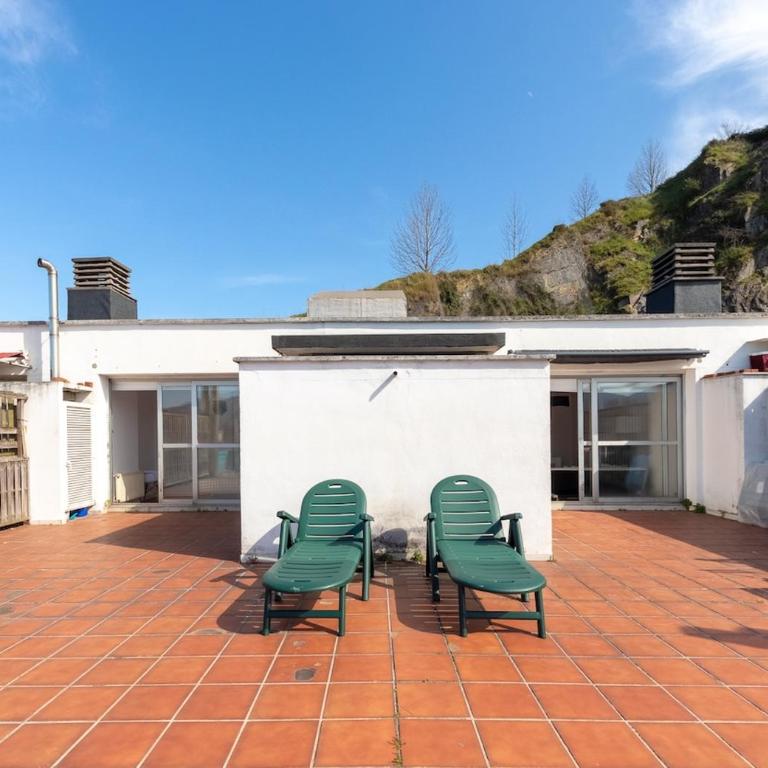 Exclusiva Terraza y parking a 5 min de Bilbao - Two-Bedroom Apartment - 1