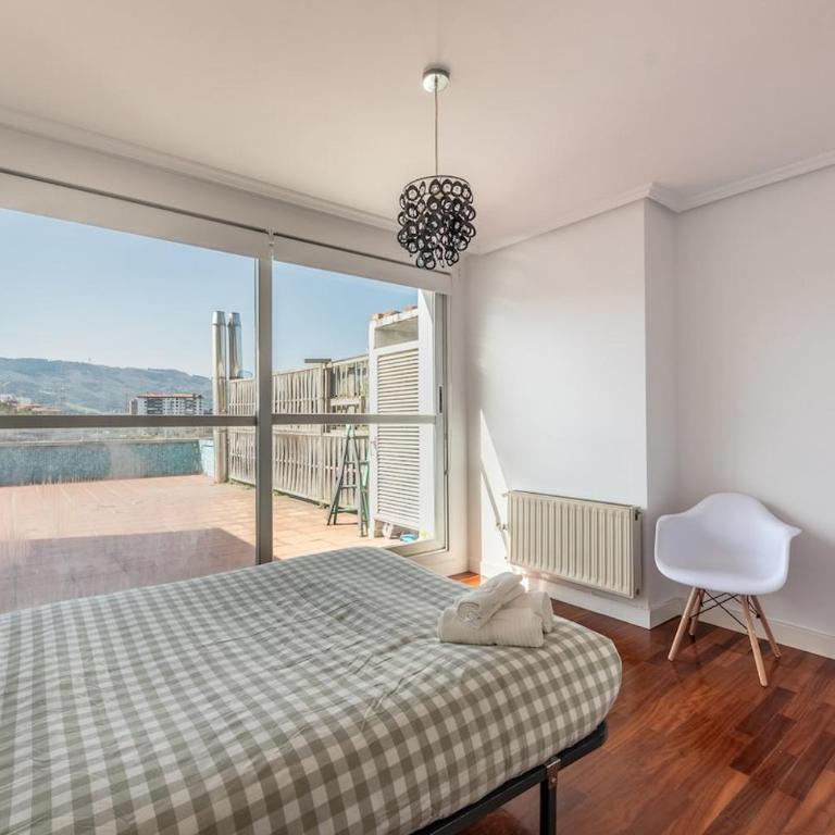 Exclusiva Terraza y parking a 5 min de Bilbao - Two-Bedroom Apartment - 21
