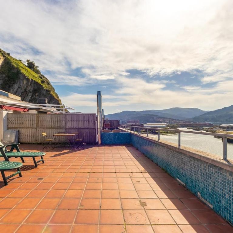 Exclusiva Terraza y parking a 5 min de Bilbao - Two-Bedroom Apartment - 22