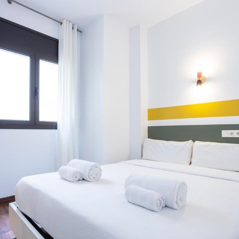Sweett - Casa Bailen - Two-Bedroom Apartment - 9