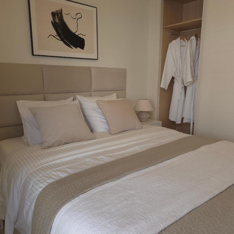 Superior Golf and Holiday Penthouse in Costa del Sol - Two-Bedroom Apartment - 25