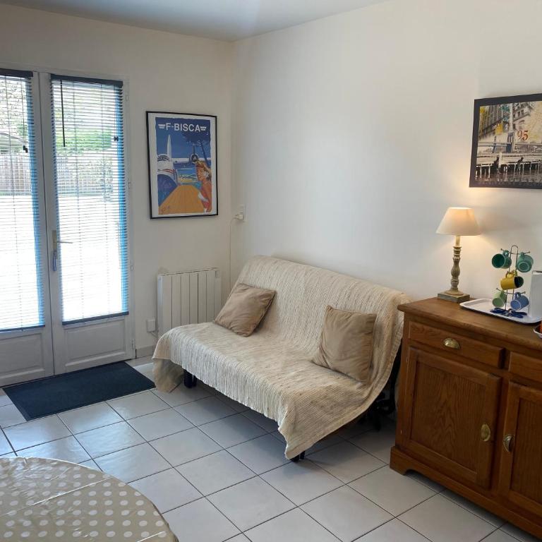 Beau T2 proche plages , commodités - One-Bedroom House - 8