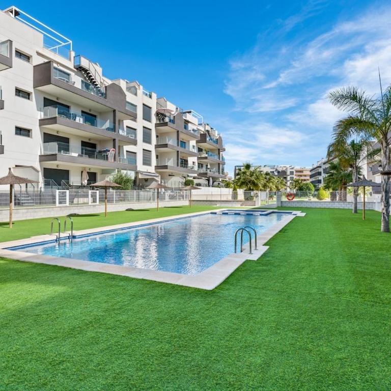 Piso Real - Casa - 63