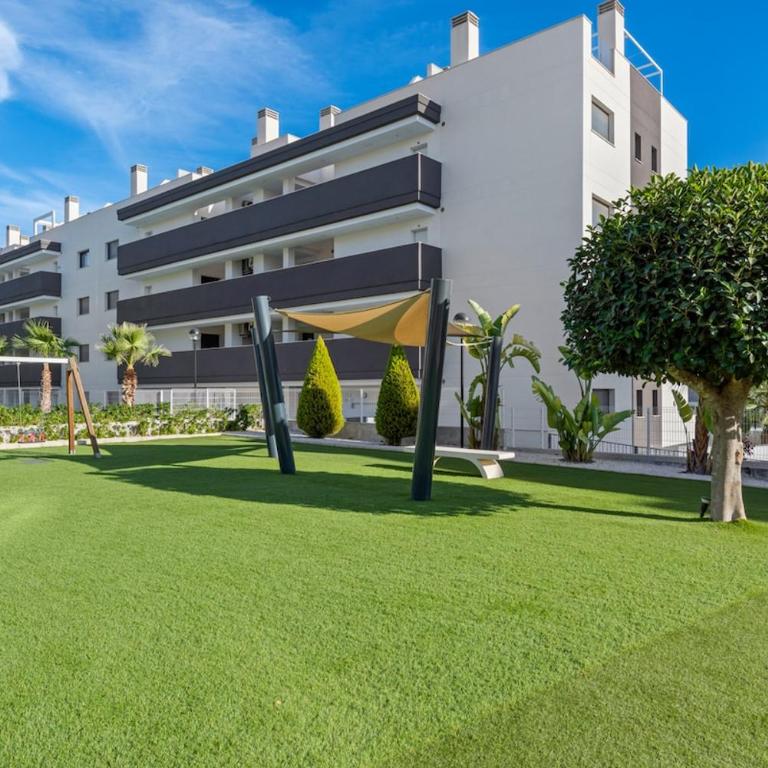 Piso Real - Casa - 68