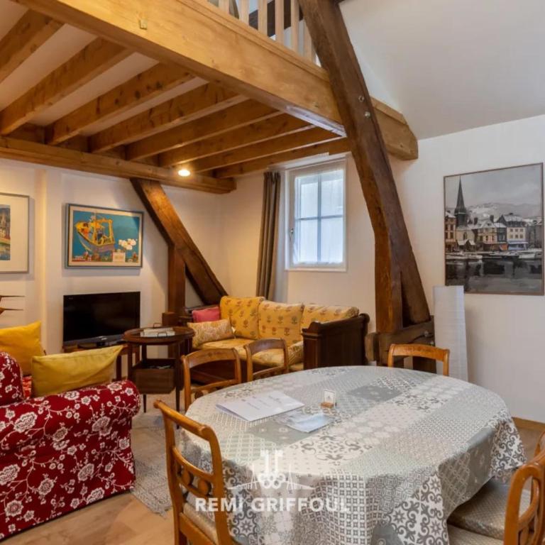 Le Séjour Honfleurais 3 Duplex with Local Charm City Center 4 Guests - Appartement - 8
