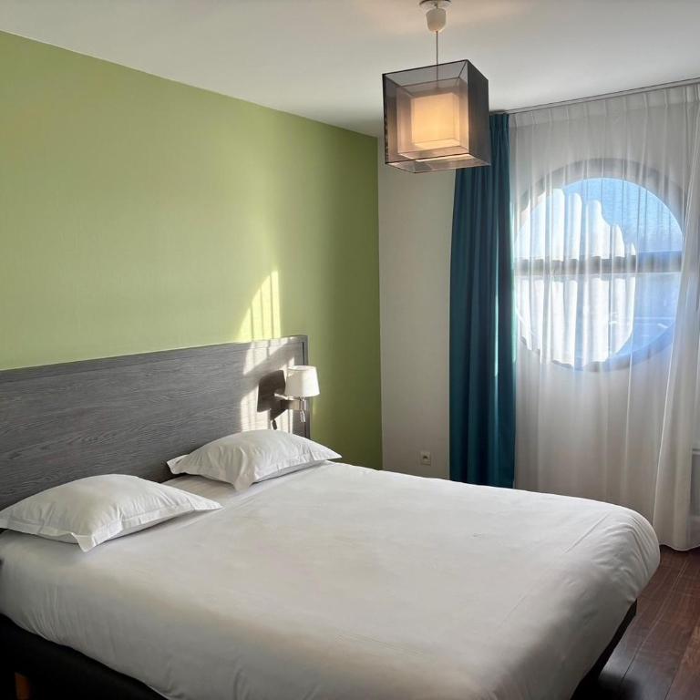 Zenitude Hôtel-Résidences Nantes Métropole - Two-Bedroom Apartment - 4