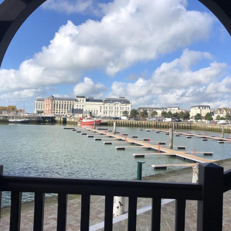 Charming flat middle of Trouville, 150m from beach - Appartement 1 Chambre - 4